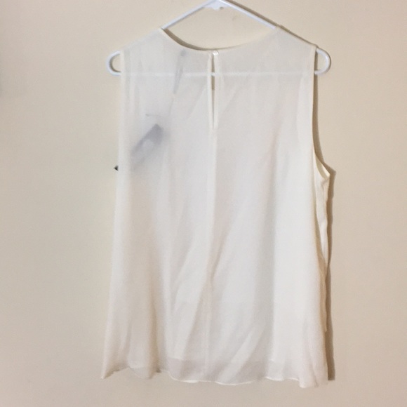 Kobe Halpetin kara blouse - Picture 3 of 5